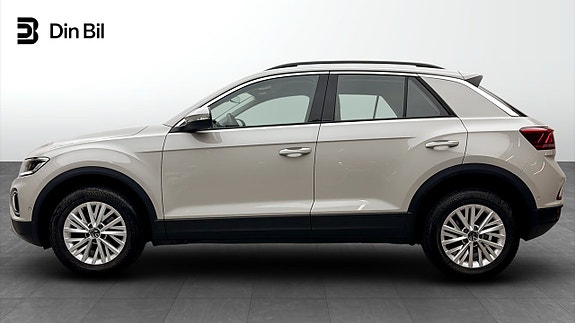 Volkswagen T-Roc 2 of 12