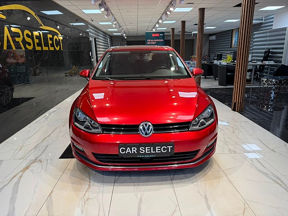 Volkswagen Golf VII 8 of 29