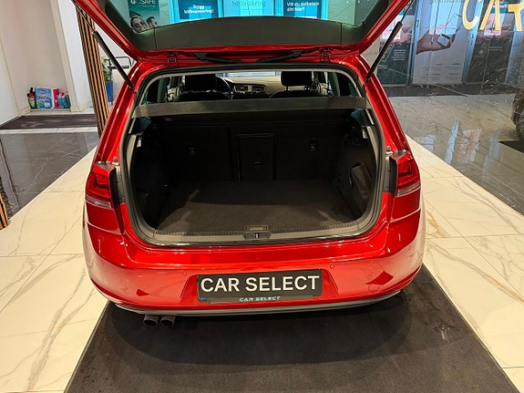 Volkswagen Golf VII 5 of 29