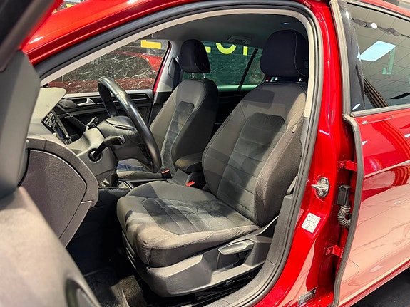Volkswagen Golf VII 20 of 29
