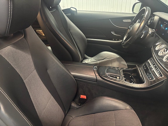 Mercedes-Benz E200 9 of 19