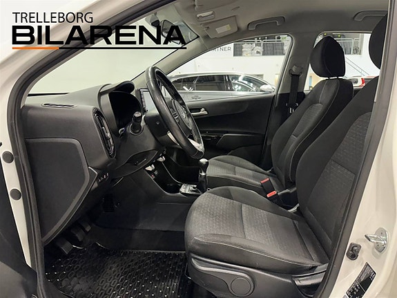 Kia Picanto 11 of 23
