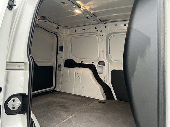 Volkswagen Caddy 14 of 30