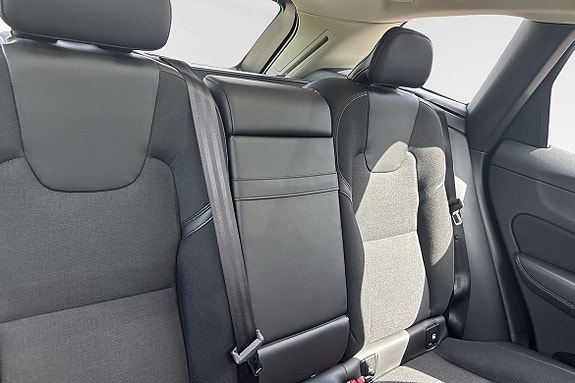 Volvo XC60 12 of 13