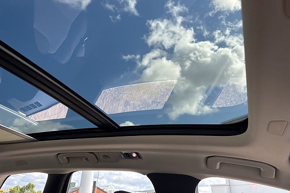 Volvo XC60 13 of 13
