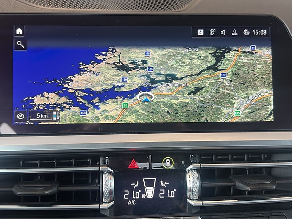 BMW 330e 19 of 29