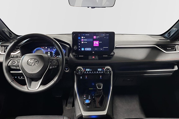 Toyota RAV4 9 of 19
