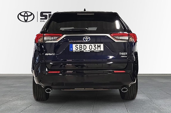 Toyota RAV4 5 of 19