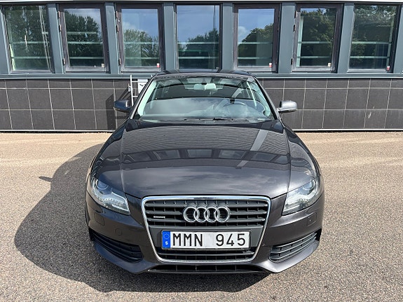 Audi A4 2 of 23