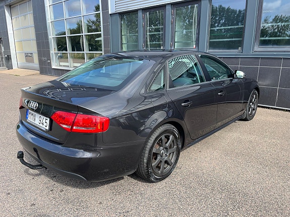 Audi A4 4 of 23