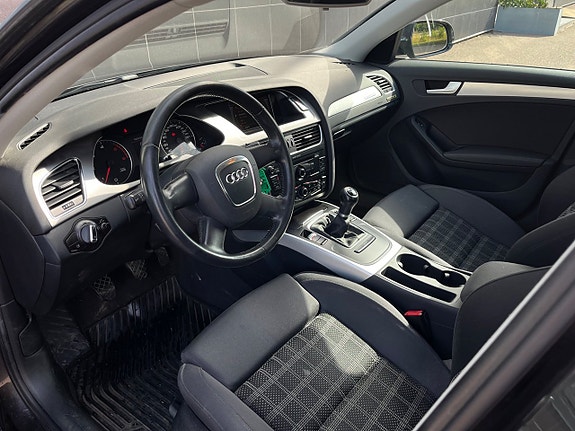 Audi A4 13 of 23