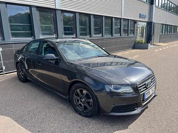 Audi A4 3 of 23