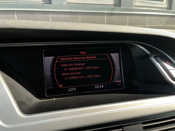 Audi A4 15 of 23