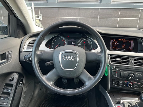 Audi A4 18 of 23