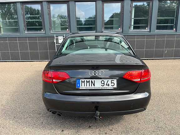 Audi A4 5 of 23