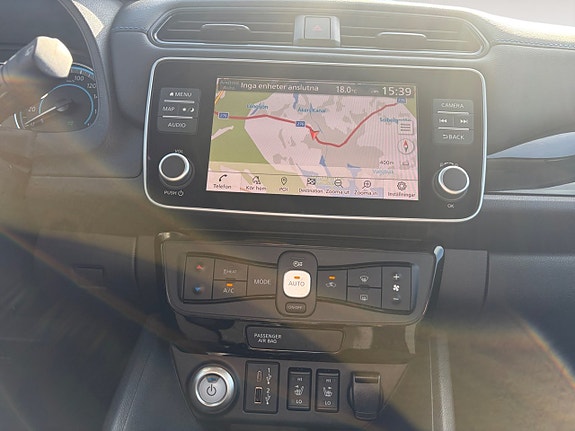 Nissan Leaf 13 of 16