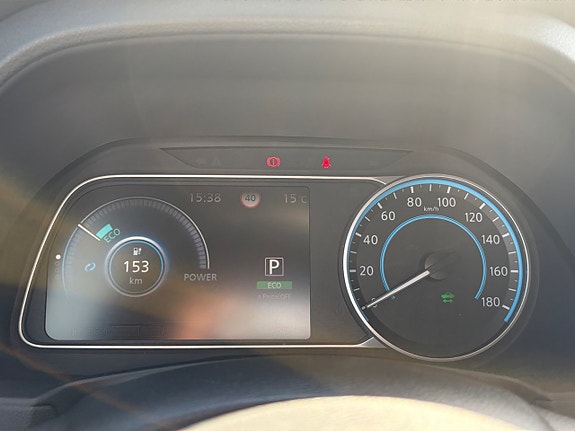 Nissan Leaf 16 of 16