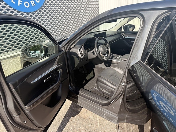 Mazda CX-60 11 of 13