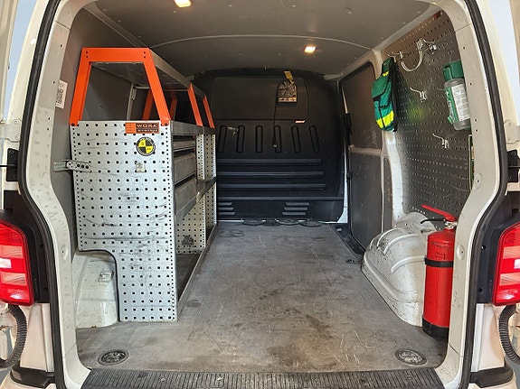 Volkswagen Transporter 12 of 20