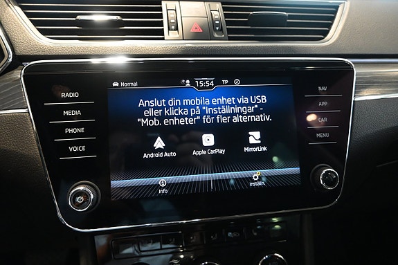 Skoda Superb 23 of 30