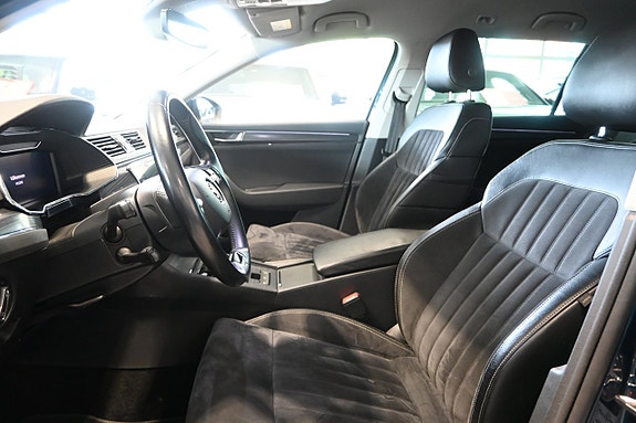 Skoda Superb 8 of 30