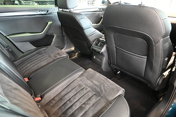 Skoda Superb 13 of 30