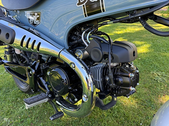 Honda ST125 Dax 3 of 6