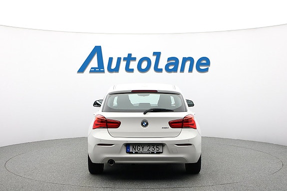 BMW 118i 5 of 28