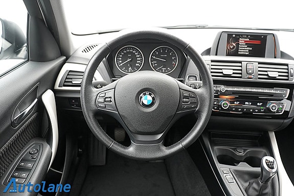 BMW 118i 20 of 28