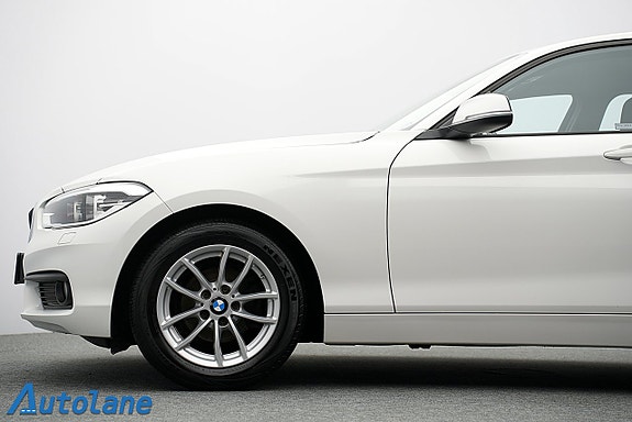 BMW 118i 12 of 28