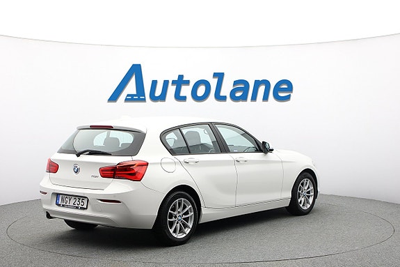 BMW 118i 4 of 28