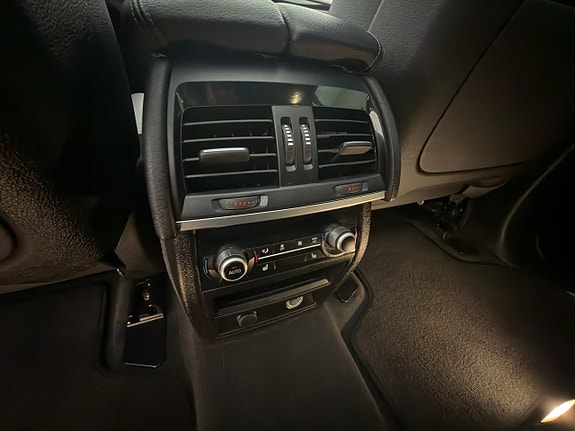 BMW X5 27 of 30