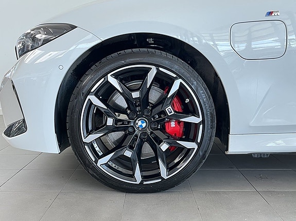 BMW 330e 4 of 16