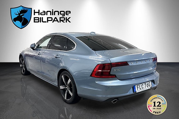 Volvo S90 10 of 17