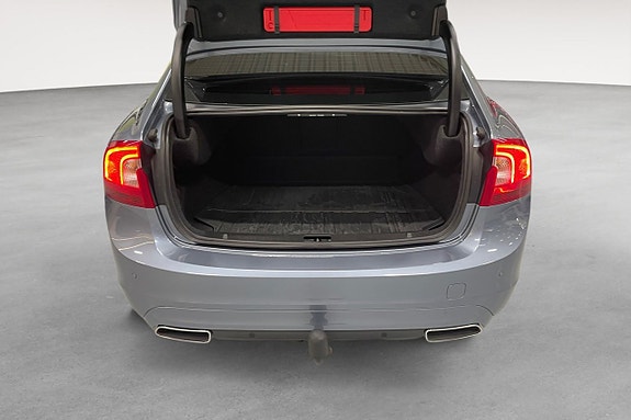 Volvo S60 21 of 22