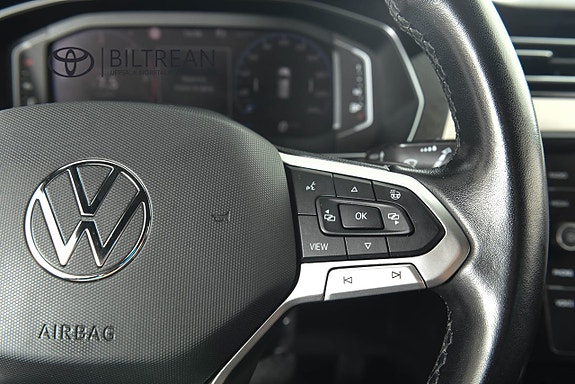Volkswagen Passat 14 of 19