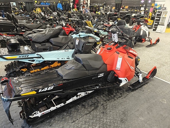 Ski-Doo Summit 600E-TEC 146" Mycket fin extrautrustad 3 of 8