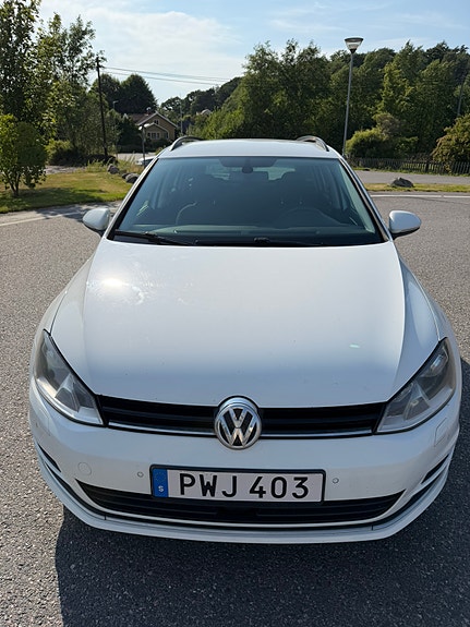 Volkswagen Golf VII 3 of 7