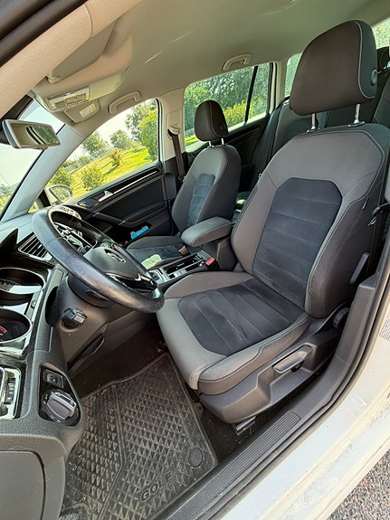 Volkswagen Golf VII 5 of 7