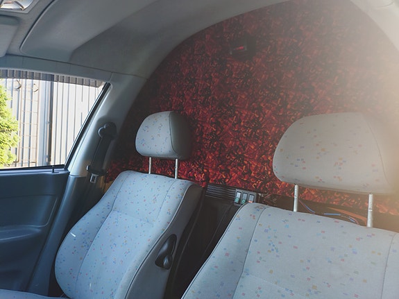 Volkswagen Caddy 3 of 9