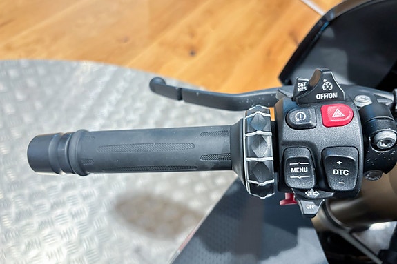 BMW S 1000 RR |Dynamic pro|DDC|RDC|Farthållare|Värmehandtag| 8 of 9