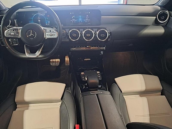 Mercedes-Benz A250 e 2 of 6