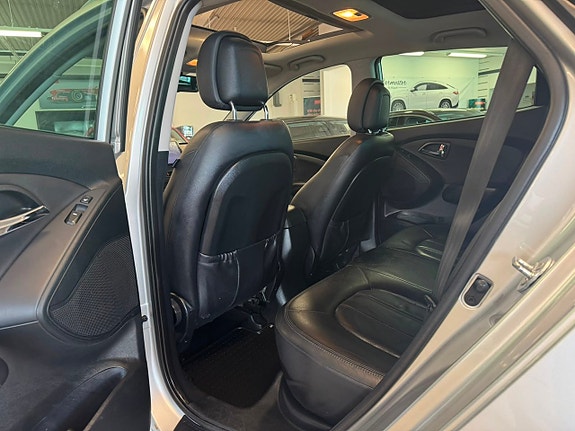 Hyundai ix35 7 of 16