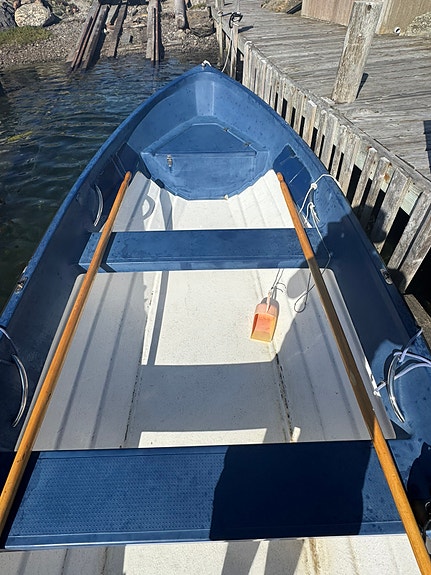 Kosterfjord 46 med Yamaha 9,9hk, en fantastisk bra plasteka 6 of 7