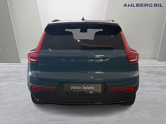 Volvo EX40 8 of 25
