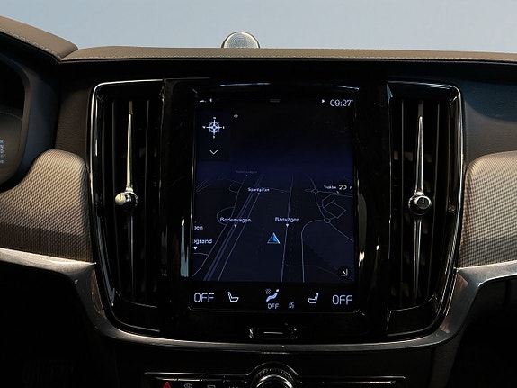 Volvo S90 15 of 27