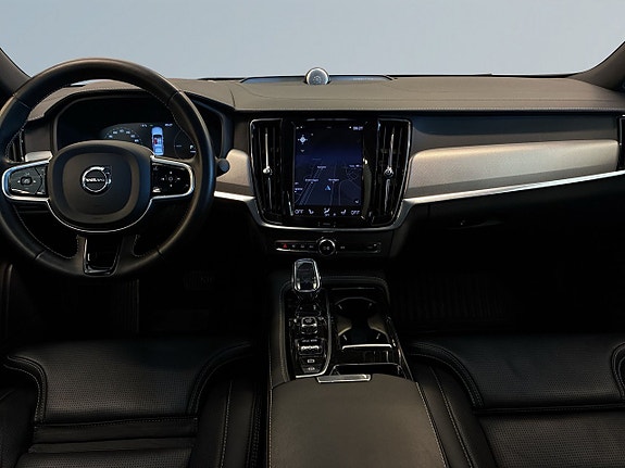 Volvo S90 8 of 27