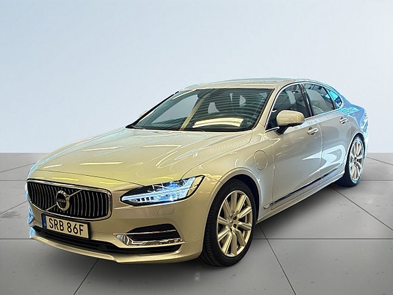 Volvo S90 16 of 27