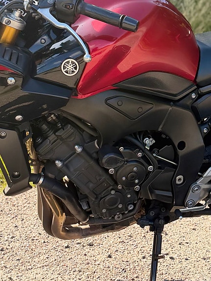 Yamaha FZ1-SA Fazer 4 of 6