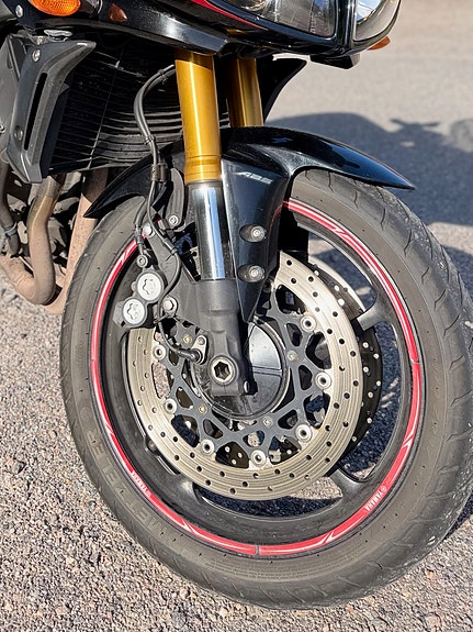 Yamaha FZ1-SA Fazer 3 of 6